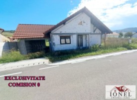 vanzare-casa-la-rosu-in-totoi